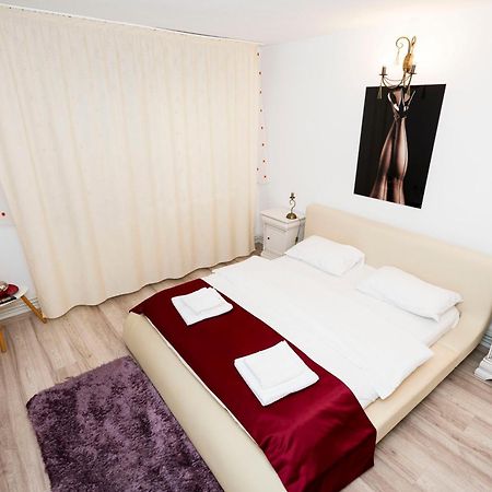 Apartament Maria Galaţi Extérieur photo